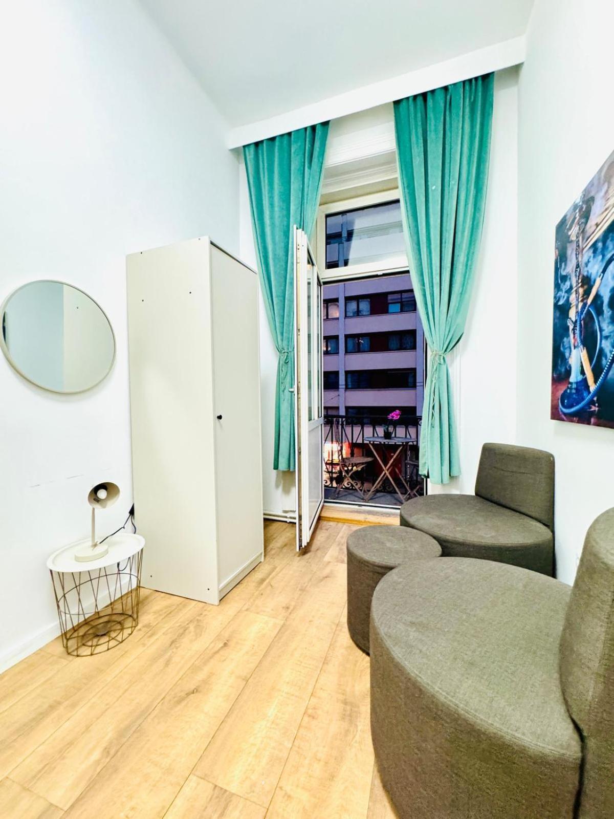 Cozy 9Br Shared Apartment, Only 12Min Walk To Augarten Wiedeń Zewnętrze zdjęcie