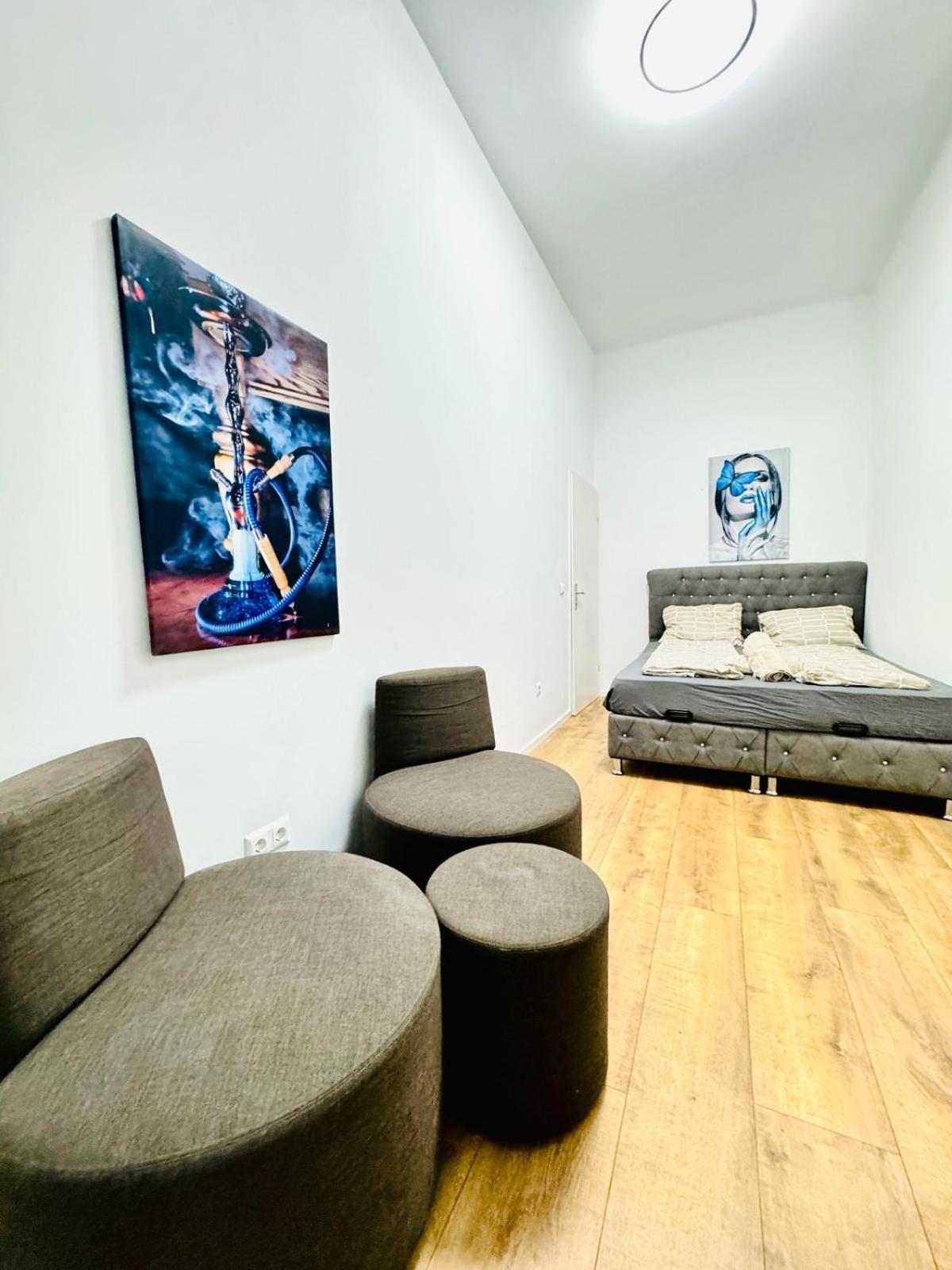 Cozy 9Br Shared Apartment, Only 12Min Walk To Augarten Wiedeń Zewnętrze zdjęcie
