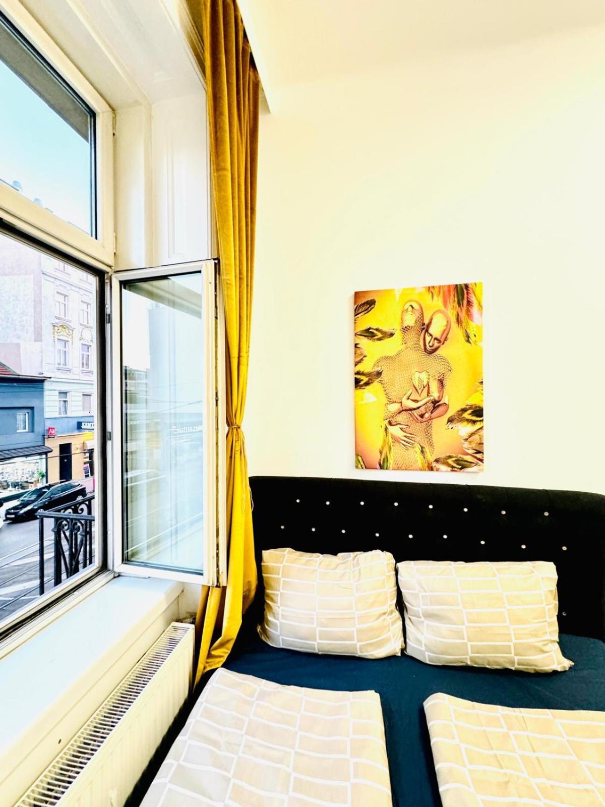 Cozy 9Br Shared Apartment, Only 12Min Walk To Augarten Wiedeń Zewnętrze zdjęcie