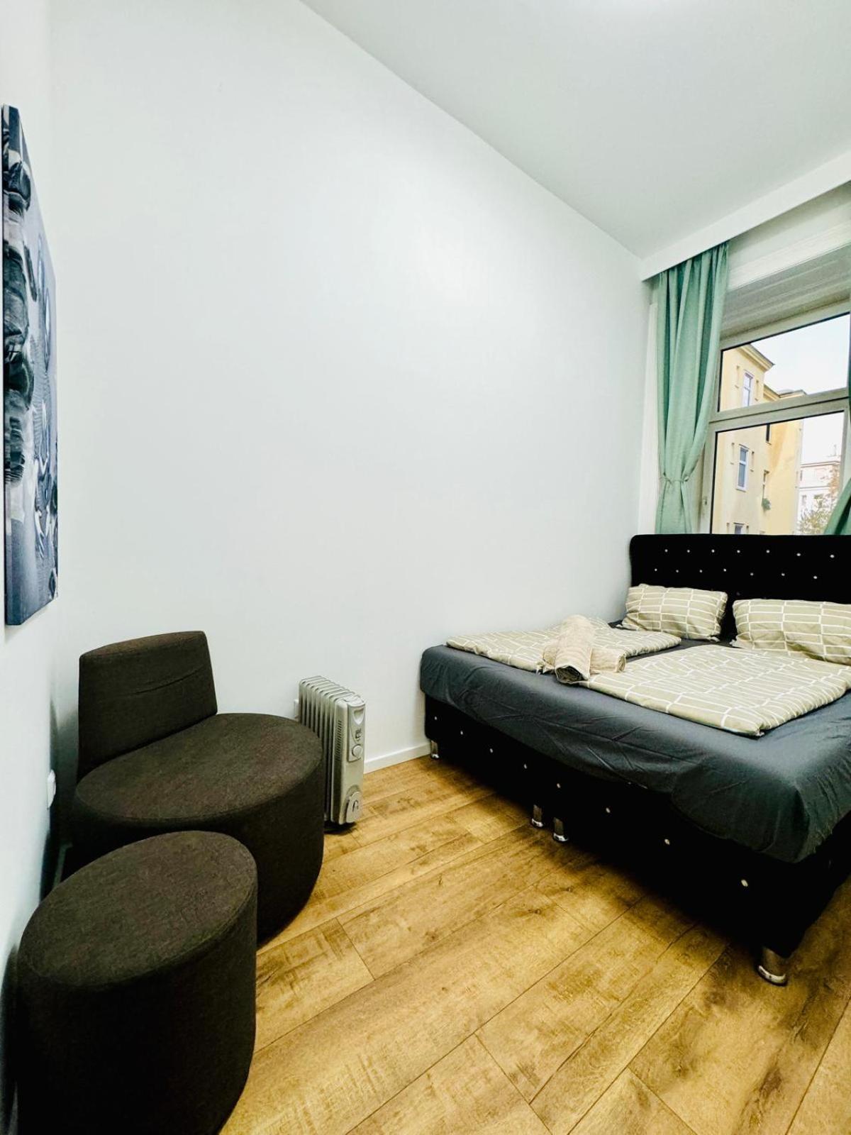 Cozy 9Br Shared Apartment, Only 12Min Walk To Augarten Wiedeń Zewnętrze zdjęcie