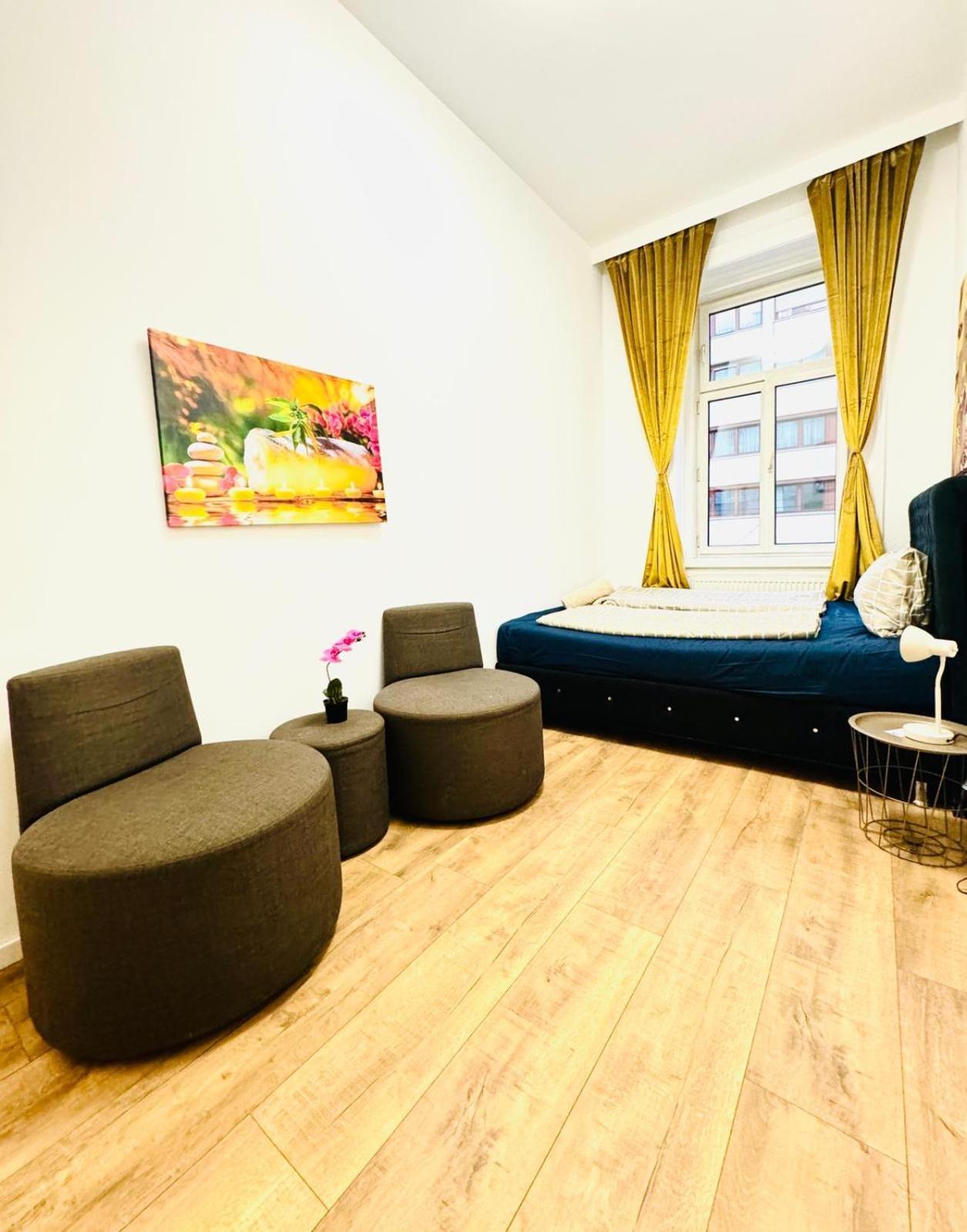 Cozy 9Br Shared Apartment, Only 12Min Walk To Augarten Wiedeń Zewnętrze zdjęcie